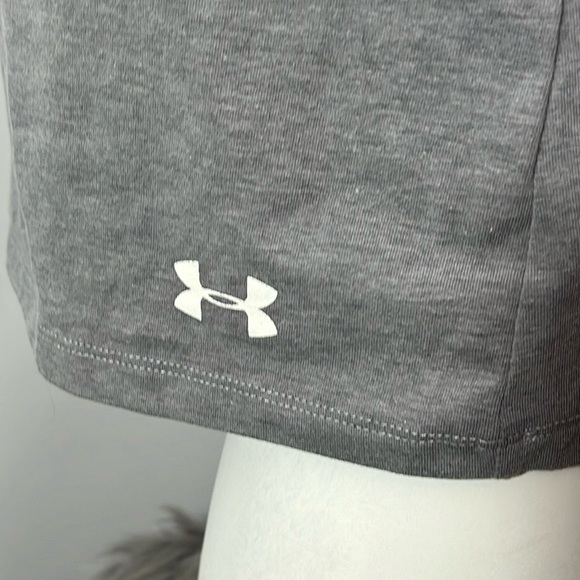 UNDER ARMOUR-LOOSE-HEATGEAR TOP SIZE SM/P/CH - Picture 9 of 10